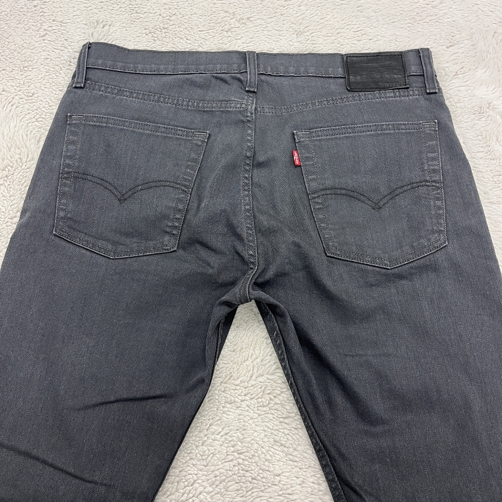 Levi's | 513 • Slim Fit • Straight Leg | Size 36x32 - Picture 6 of 16